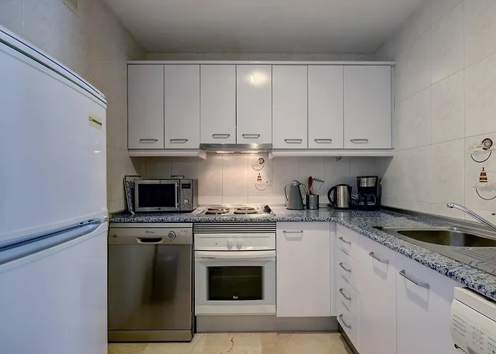 053 - Two Bed Mijas Golf In Popular Matchroom Golf Club Fuengirola