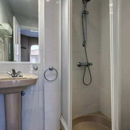 053 - Two Bed Mijas Golf In Popular Matchroom Golf Club פואנגירולה